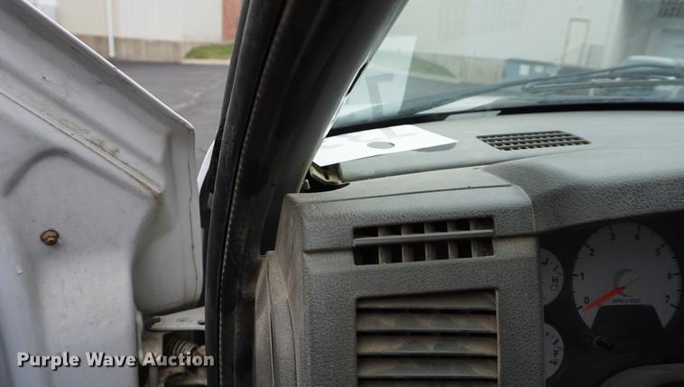 image for item DE3257 2006 Dodge Ram 2500 Quad Cab pickup truck