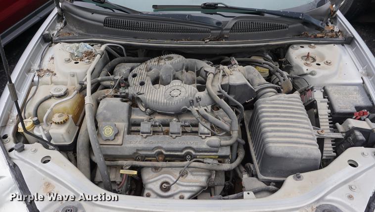 image for item DE3258 2004 Dodge Stratus