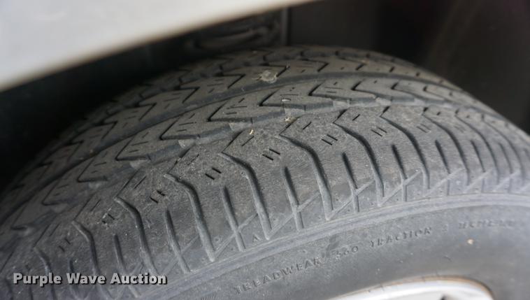 image for item DE3258 2004 Dodge Stratus