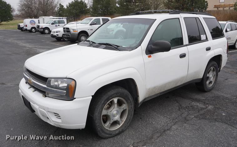 image for item DE3260 2008 Chevrolet TrailBlazer LS SUV