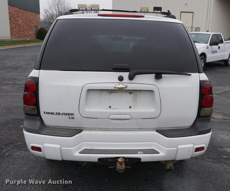 image for item DE3260 2008 Chevrolet TrailBlazer LS SUV