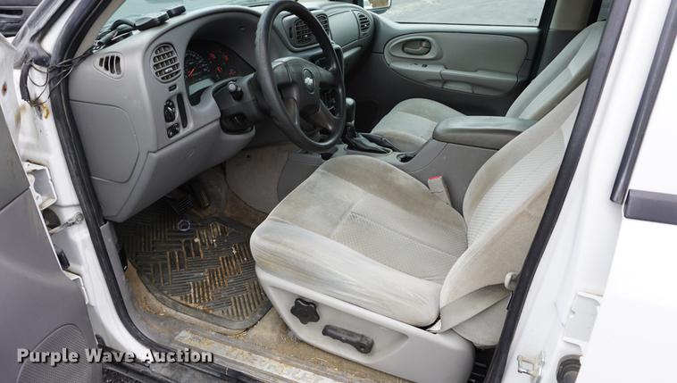 image for item DE3260 2008 Chevrolet TrailBlazer LS SUV