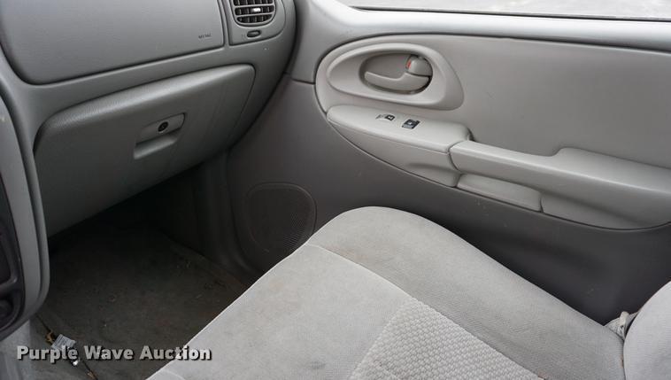 image for item DE3260 2008 Chevrolet TrailBlazer LS SUV