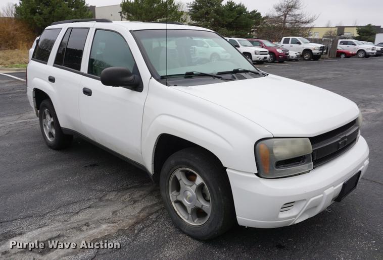 image for item DE3261 2008 Chevrolet TrailBlazer LS SUV