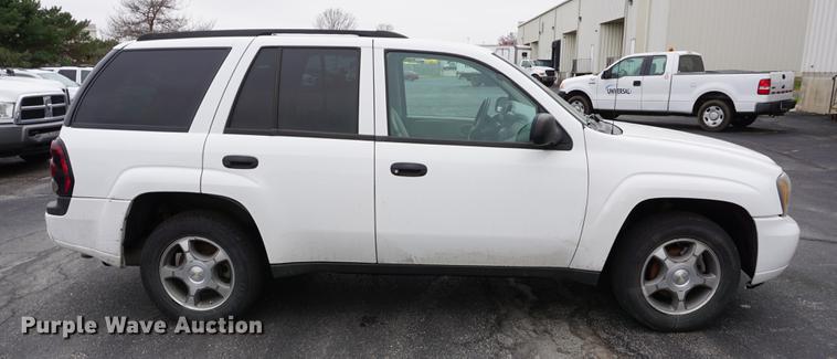 image for item DE3261 2008 Chevrolet TrailBlazer LS SUV