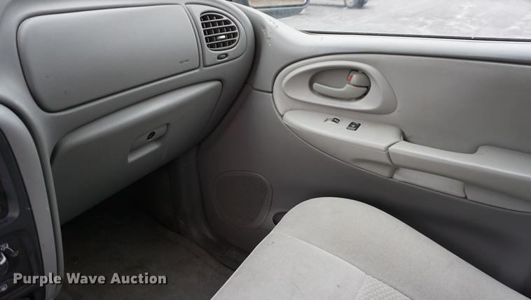 image for item DE3261 2008 Chevrolet TrailBlazer LS SUV