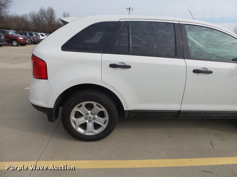 image for item DE3589 2013 Ford Edge SUV