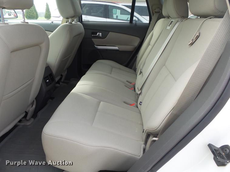 image for item DE3589 2013 Ford Edge SUV