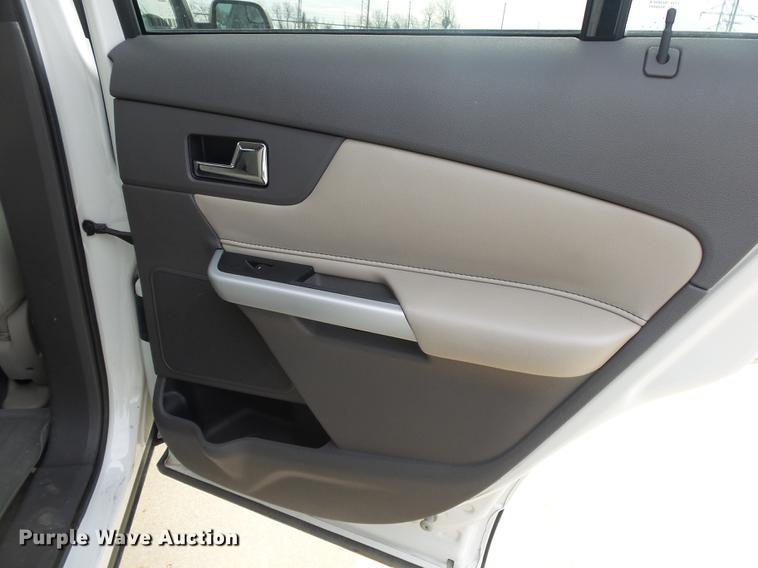 image for item DE3589 2013 Ford Edge SUV