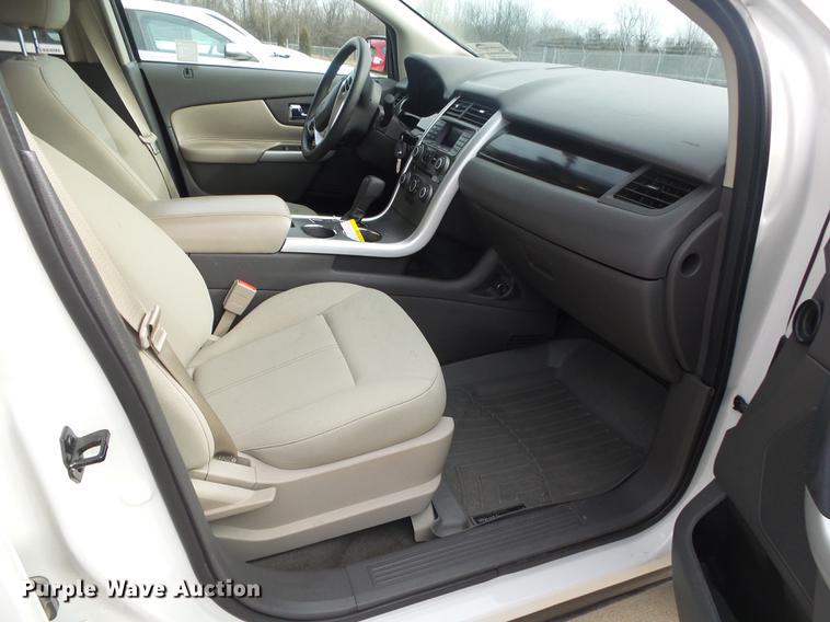 image for item DE3589 2013 Ford Edge SUV
