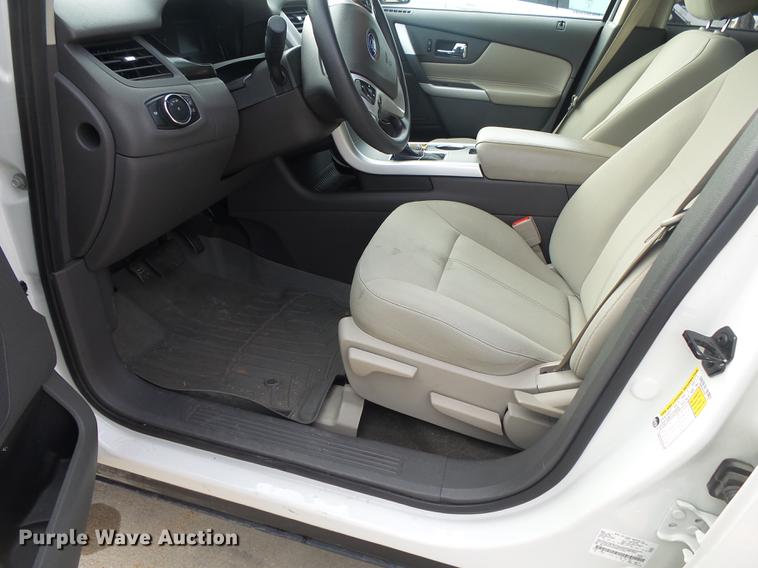 image for item DE3589 2013 Ford Edge SUV