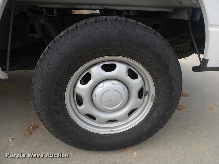 image for item DE3590 2011 Ford F150 XL SuperCrew pickup truck