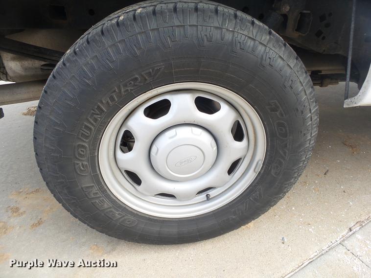 image for item DE3590 2011 Ford F150 XL SuperCrew pickup truck