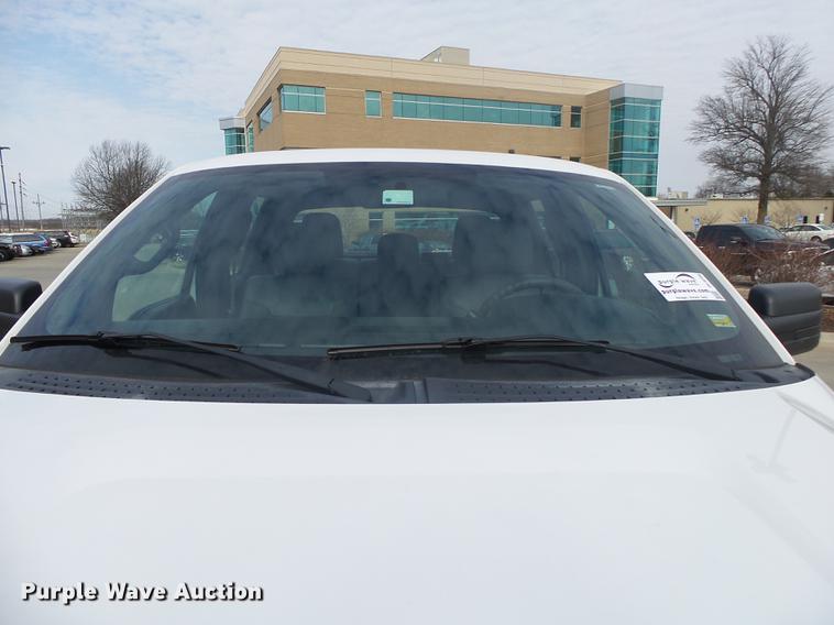 image for item DE3590 2011 Ford F150 XL SuperCrew pickup truck