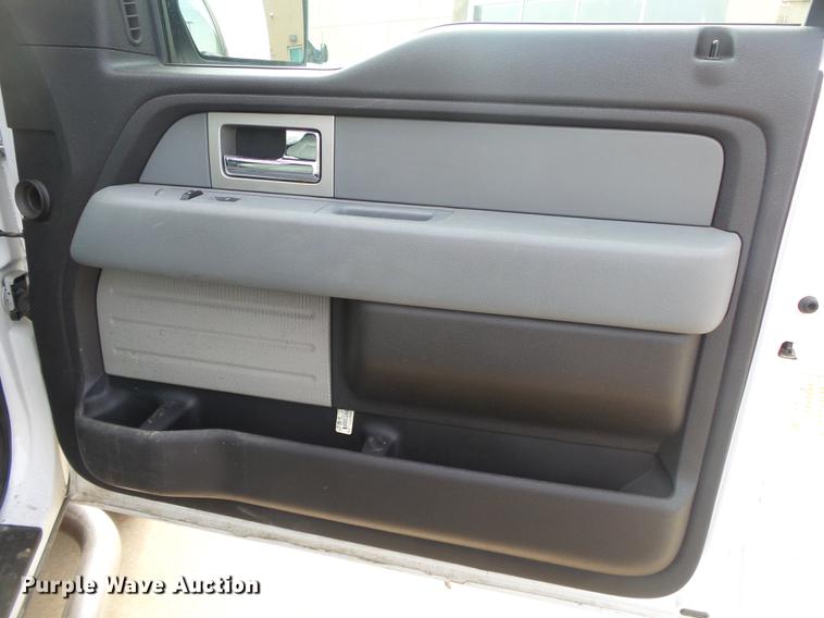 image for item DE3590 2011 Ford F150 XL SuperCrew pickup truck