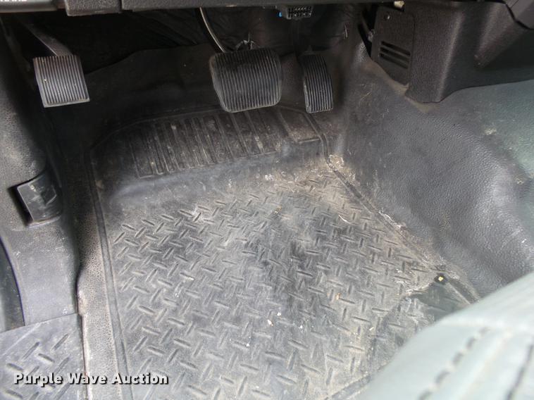 image for item DE3590 2011 Ford F150 XL SuperCrew pickup truck