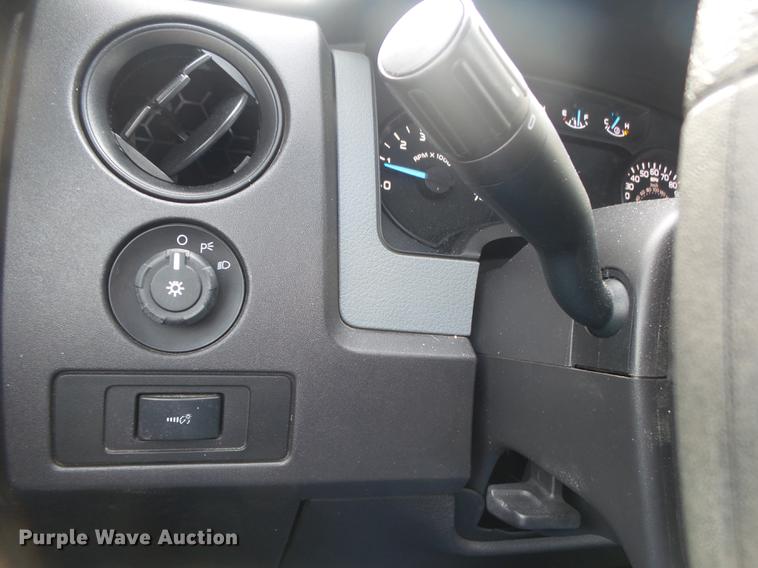 image for item DE3590 2011 Ford F150 XL SuperCrew pickup truck