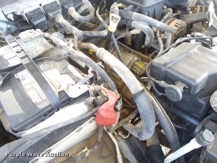 image for item DE3595 2012 Ford F350 Super Duty Crew Cab flatbed pickup truck