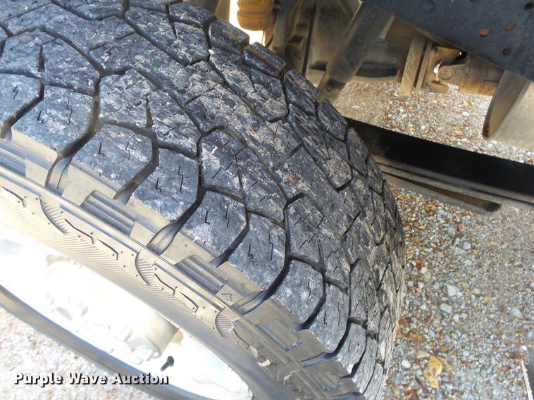 image for item DE3597 2016 Ford F250 Super Duty XLT Crew Cab pickup truck