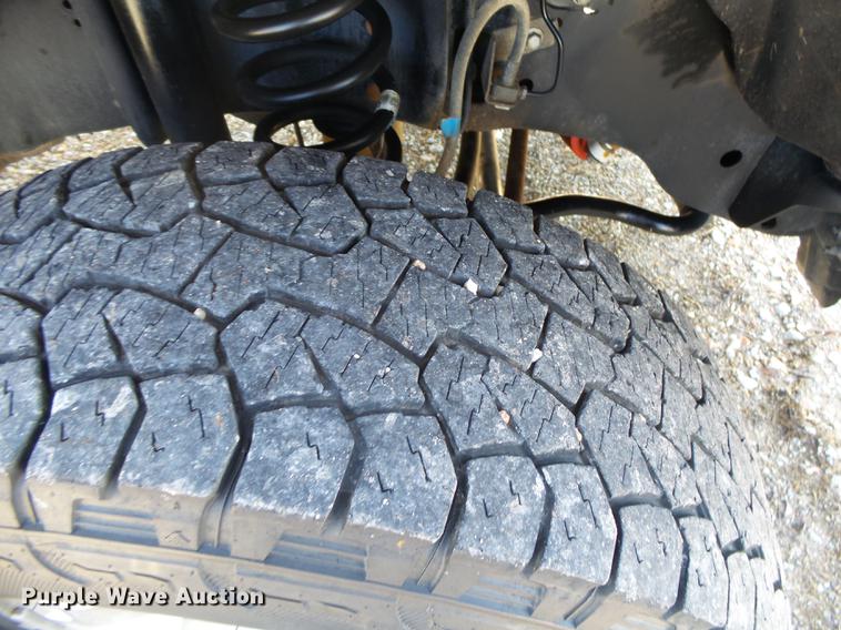 image for item DE3597 2016 Ford F250 Super Duty XLT Crew Cab pickup truck