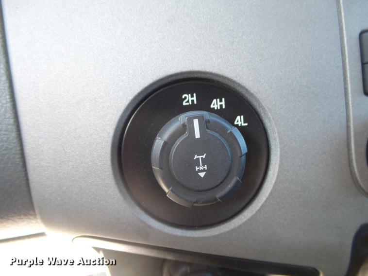 image for item DE3597 2016 Ford F250 Super Duty XLT Crew Cab pickup truck