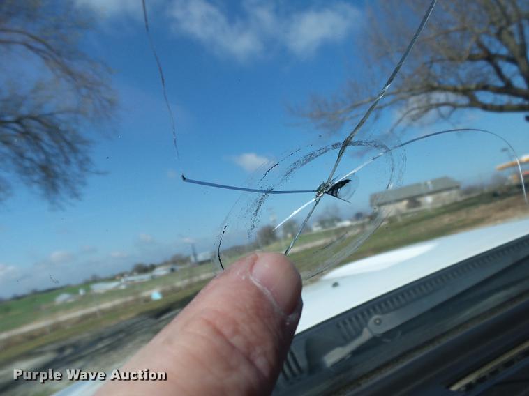 image for item DE3597 2016 Ford F250 Super Duty XLT Crew Cab pickup truck