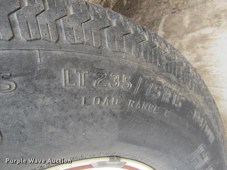 image for item DE6686 1985 Fleetwood Wilderness camper