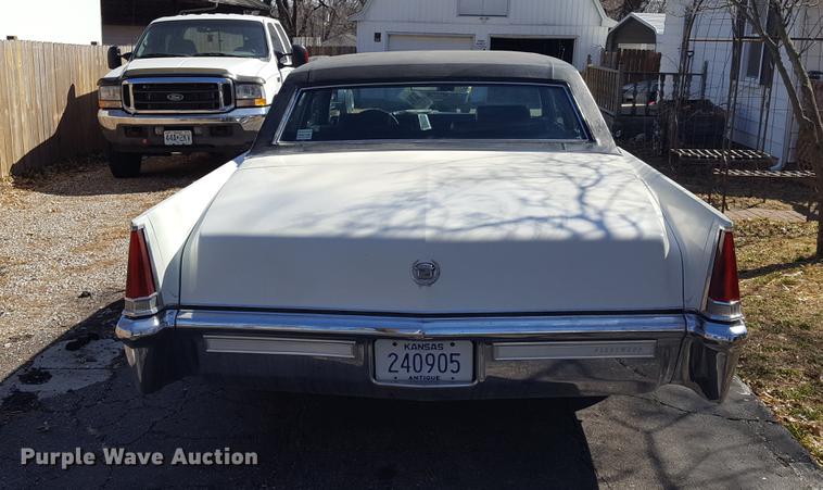 image for item DF3582 1969 Cadillac Fleetwood