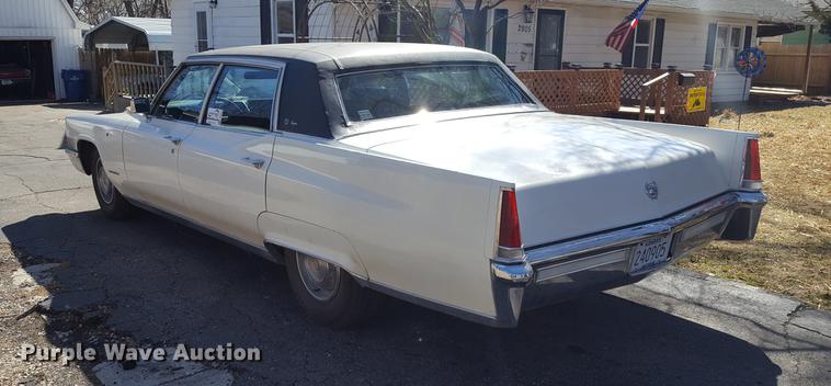 image for item DF3582 1969 Cadillac Fleetwood