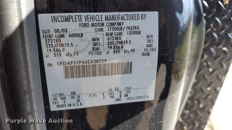 image for item DF3591 2004 Ford F550 flatbed truck