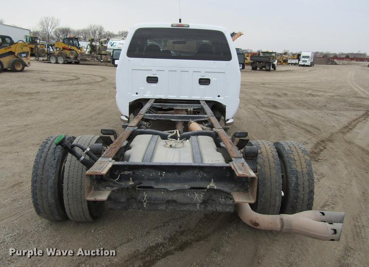 image for item DF3750 2009 Ford F550 SuperCab truck cab and chassis