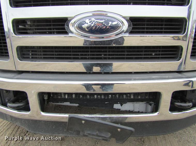 image for item DF3750 2009 Ford F550 SuperCab truck cab and chassis