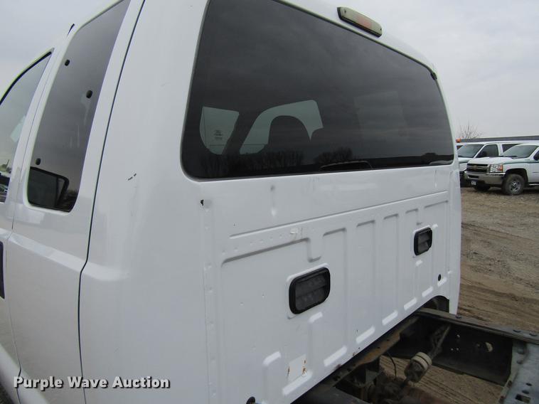 image for item DF3750 2009 Ford F550 SuperCab truck cab and chassis