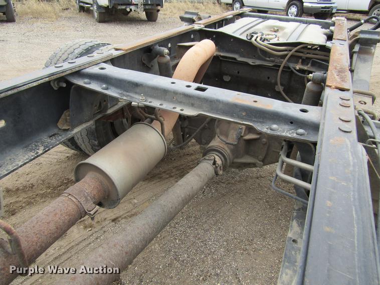 image for item DF3750 2009 Ford F550 SuperCab truck cab and chassis