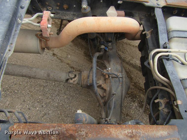 image for item DF3750 2009 Ford F550 SuperCab truck cab and chassis