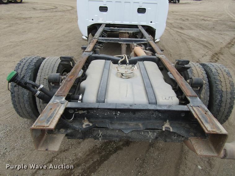image for item DF3750 2009 Ford F550 SuperCab truck cab and chassis