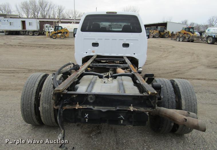 image for item DF3751 2009 Ford F550 SuperCab truck cab and chassis