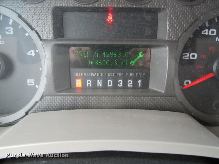 image for item DF3751 2009 Ford F550 SuperCab truck cab and chassis