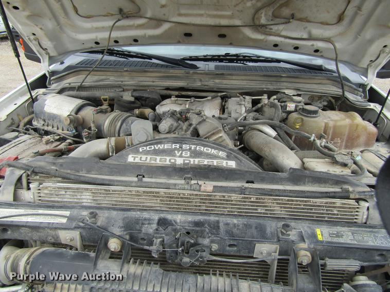 image for item DF3751 2009 Ford F550 SuperCab truck cab and chassis