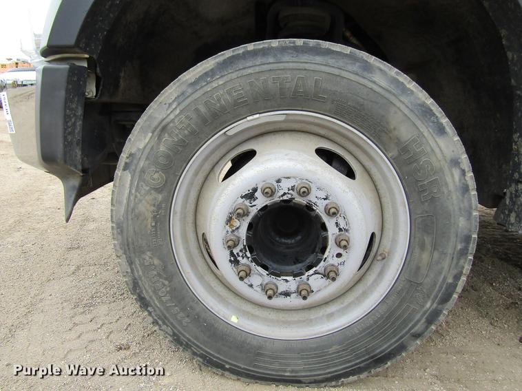 image for item DF3751 2009 Ford F550 SuperCab truck cab and chassis