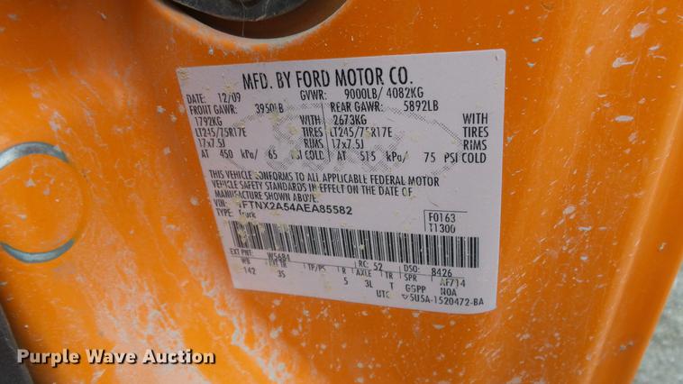 image for item DF4254 2010 Ford F250 Super Duty SuperCab pickup truck