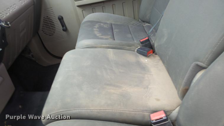 image for item DF4254 2010 Ford F250 Super Duty SuperCab pickup truck