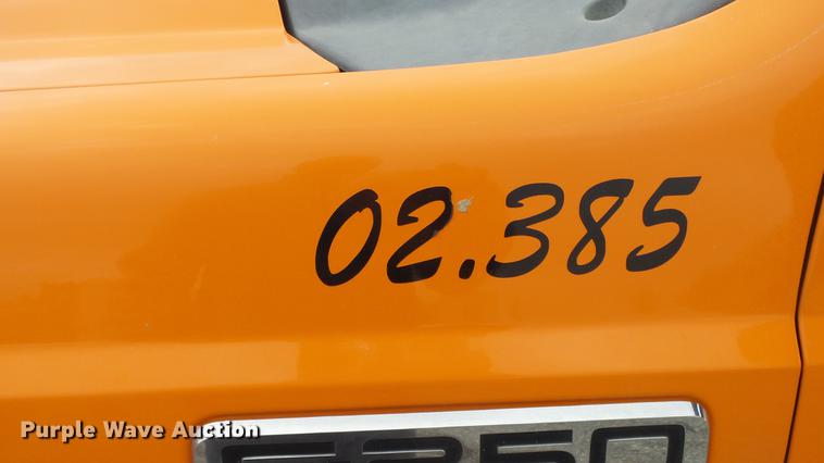 image for item DF4254 2010 Ford F250 Super Duty SuperCab pickup truck