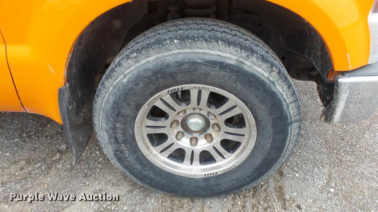 image for item DF4254 2010 Ford F250 Super Duty SuperCab pickup truck