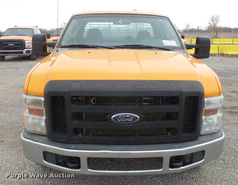 image for item DF4255 2010 Ford F250 Super Duty SuperCab pickup truck