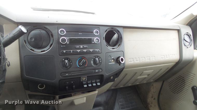 image for item DF4255 2010 Ford F250 Super Duty SuperCab pickup truck