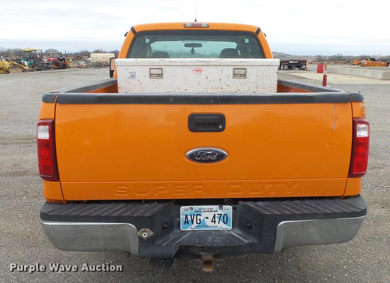 image for item DF4256 2010 Ford F250 Super Duty SuperCab pickup truck