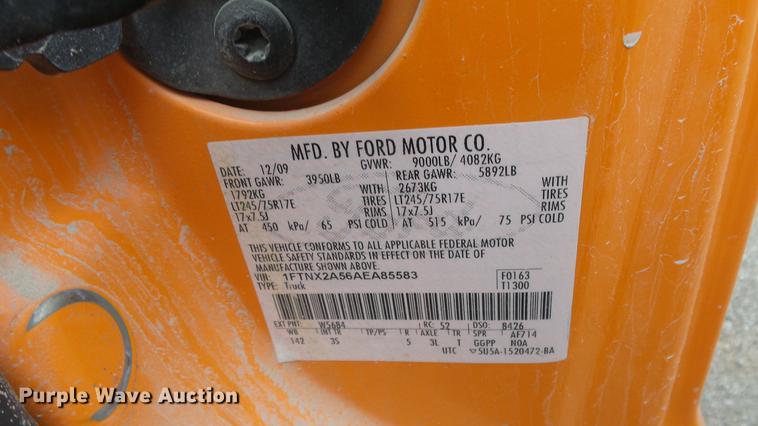 image for item DF4256 2010 Ford F250 Super Duty SuperCab pickup truck