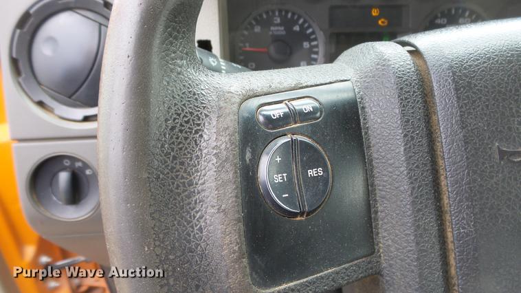 image for item DF4256 2010 Ford F250 Super Duty SuperCab pickup truck