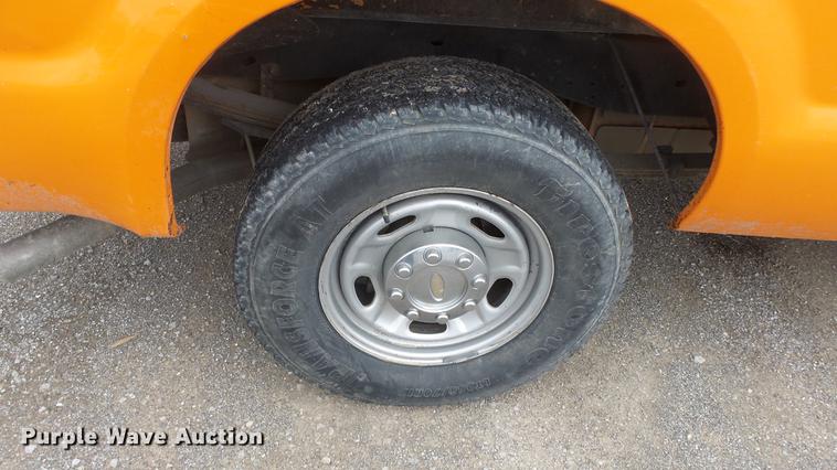 image for item DF4256 2010 Ford F250 Super Duty SuperCab pickup truck